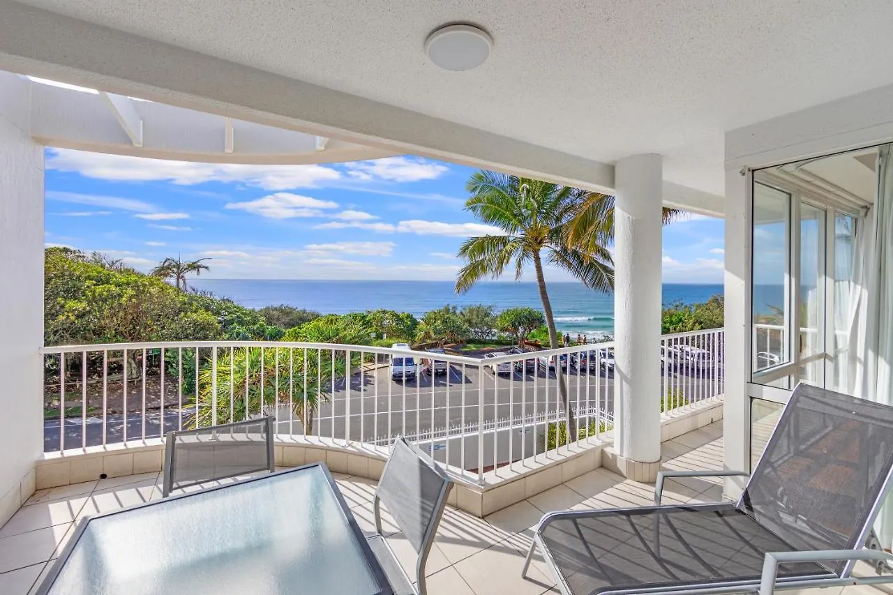 La Mer Sunshine Beachfront Aparthotel