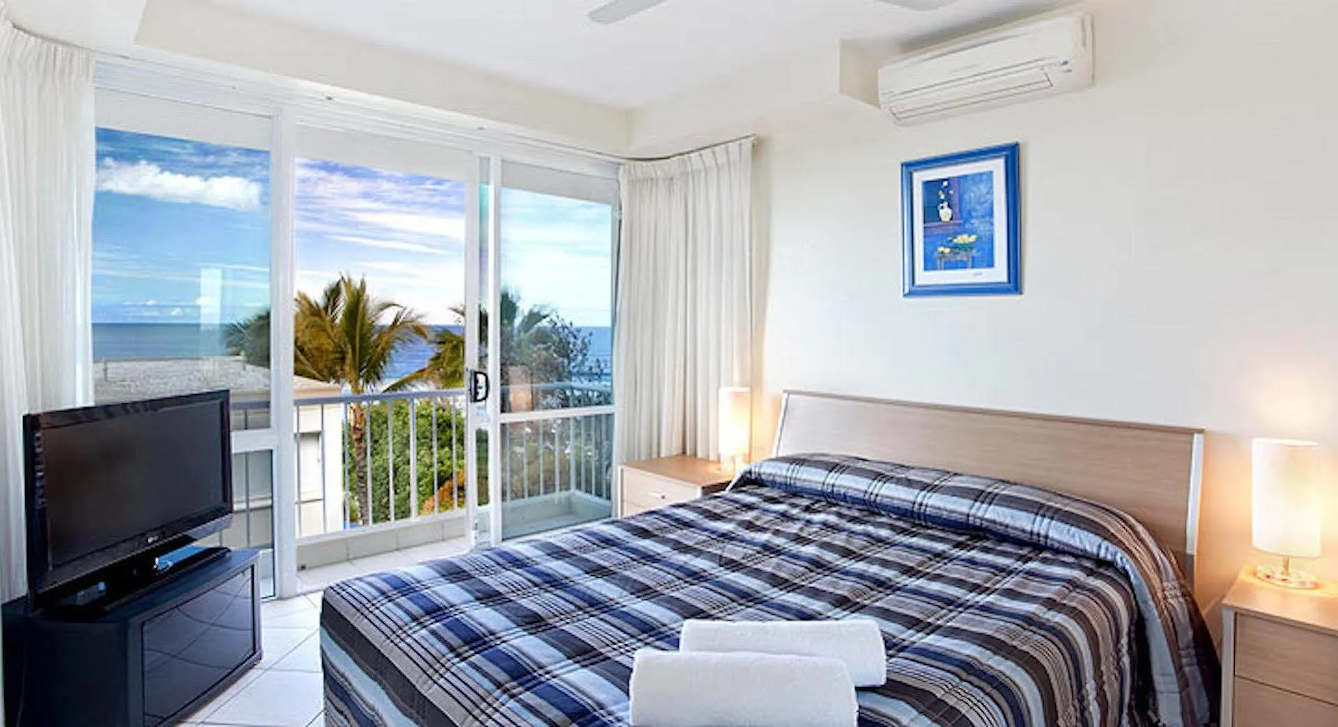 La Mer Sunshine Beachfront Australia