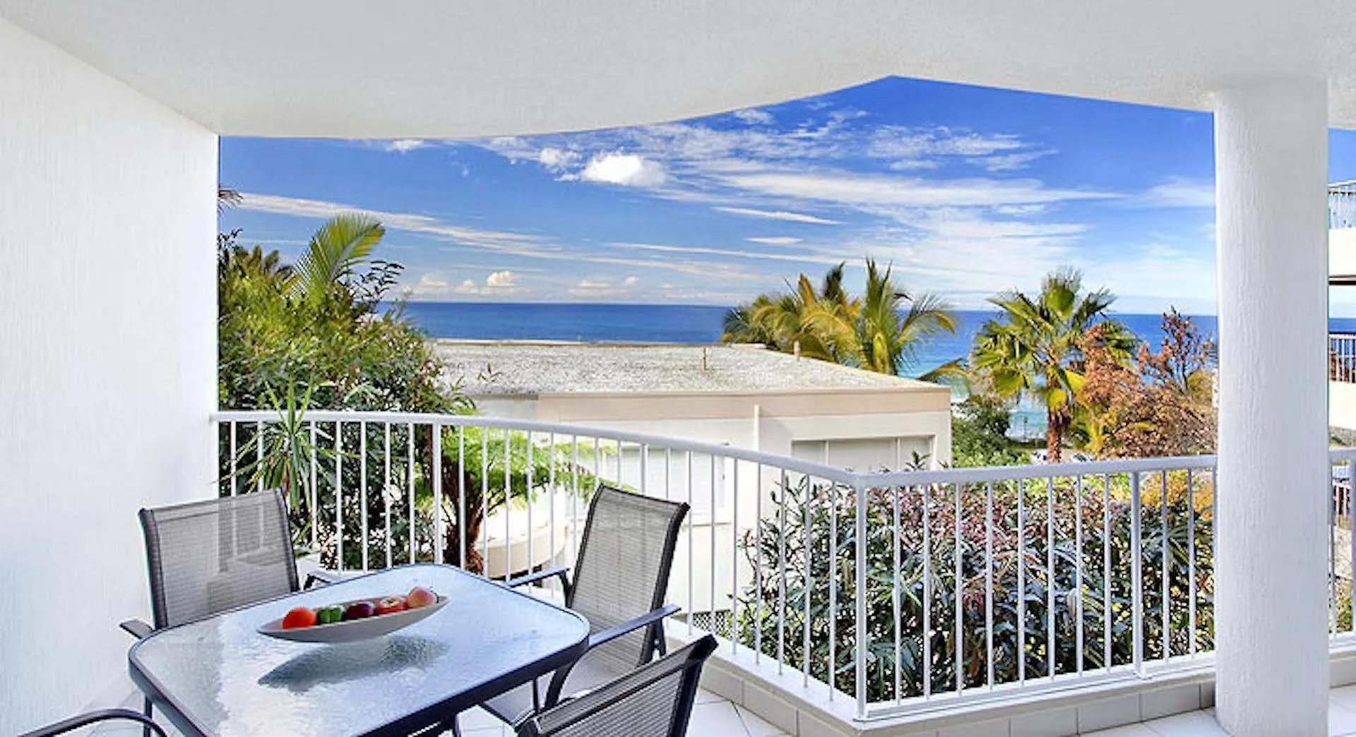 Aparthotel La Mer Sunshine Beachfront